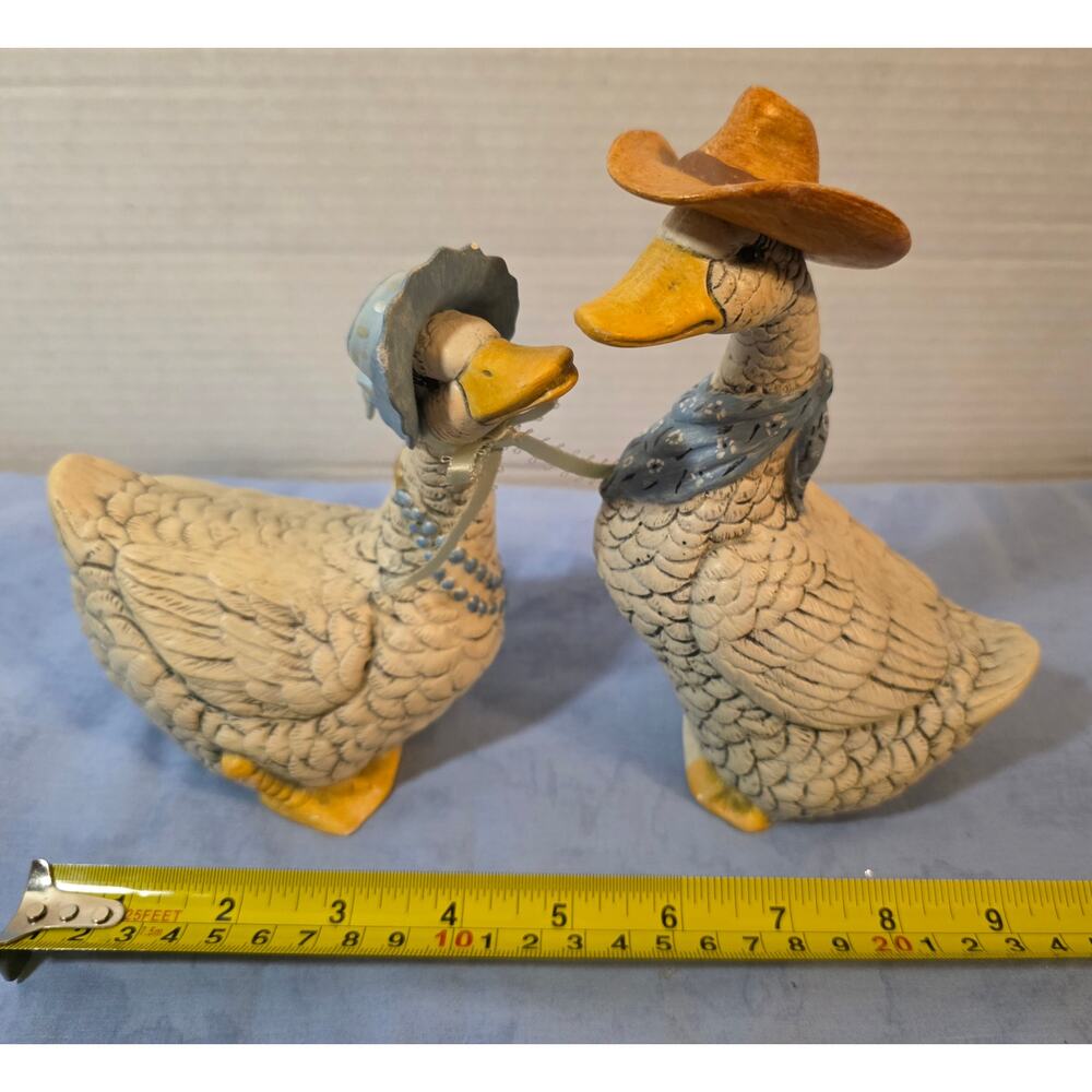 Vintage 1987 Ceramic Goose Figurines Pair Cowboy Bonnet Country Farmhouse - Picture 7 of 16